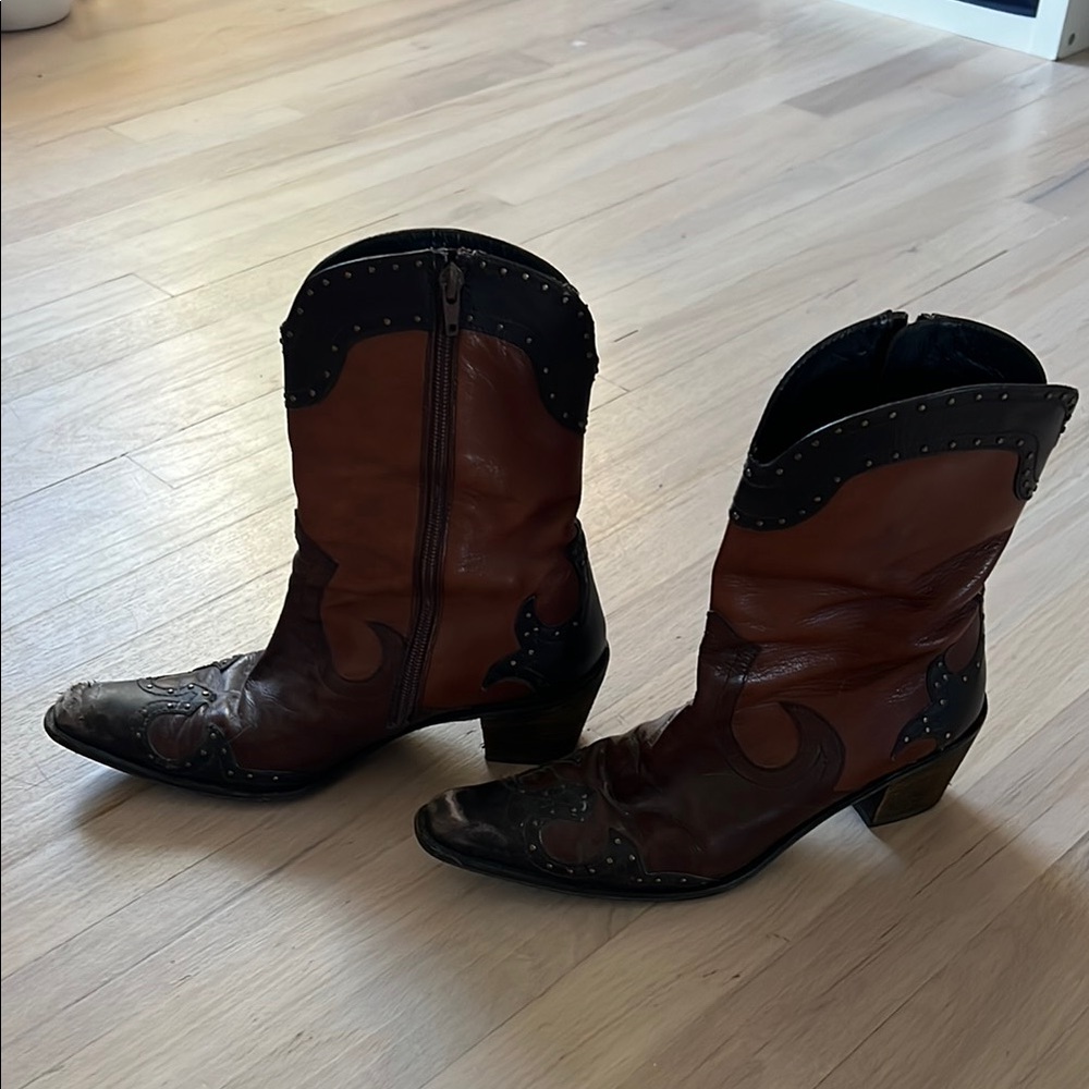 Stuart Weitzman Brown Ankle Boots - Picture 2 of 6